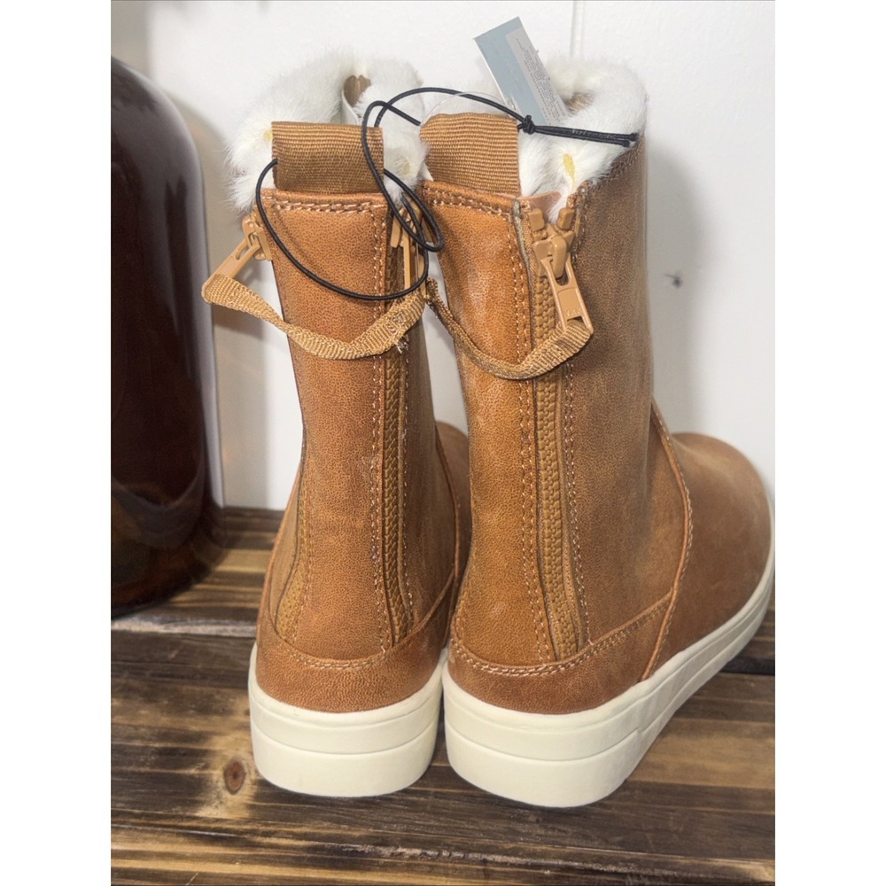 NEW Cat & Jack Warm Winter boots Girls Size 1, faux-suede shearling-style New - Picture 3 of 12